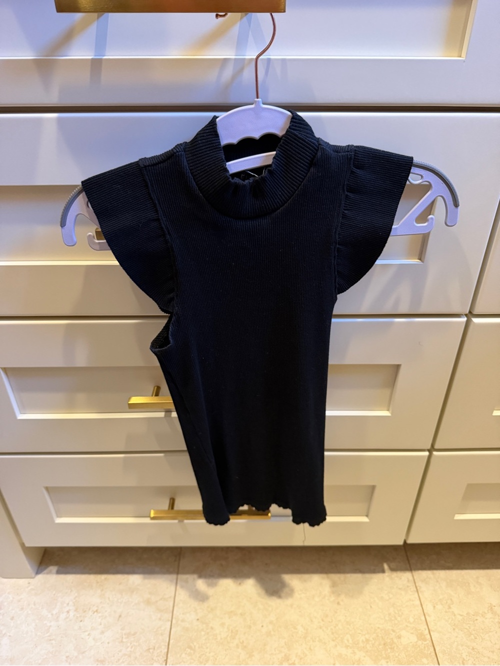 Women’s Black Ribbed Mock-Neck Flutter Sleeve Tank Top